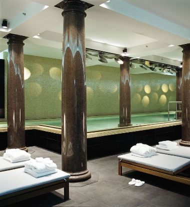 HOTEL DE ROME