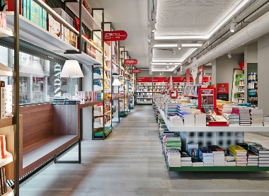 MONDADORI NEW CONCEPT STORE