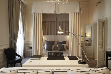 J.K. PLACE FIRENZE