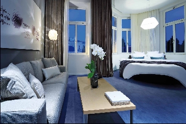 CUBO HOTEL