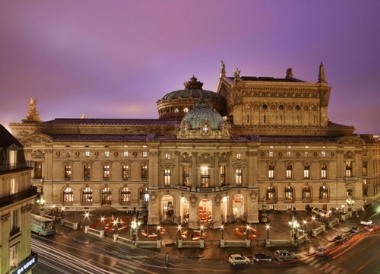 W PARIS OPERA