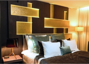 THE THIEF HOTEL