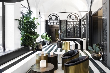 HOTEL SENATO