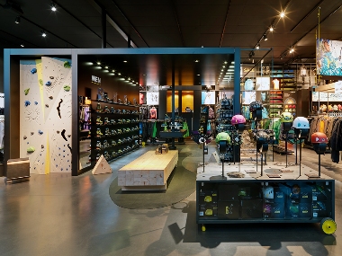 SELEWA FLAGSHIP STORE