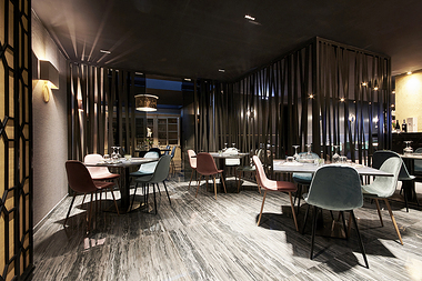 GAN LOUNGE RESTAURANT & COCKTAIL BAR