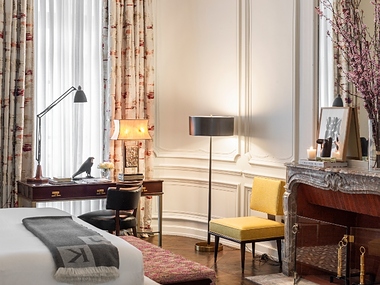 J.K. PLACE PARIS