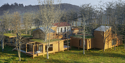 Preistoriche Green Lodge a Montegrotto Terme