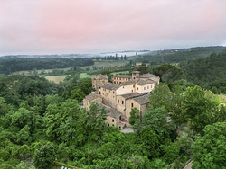 LA NUOVA STAGIONE DI CASTEL MONASTERO