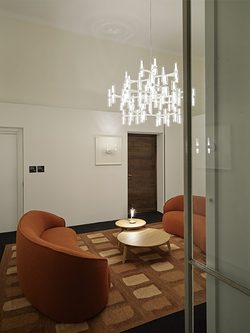 Qu Lighting: luce e trasparenza