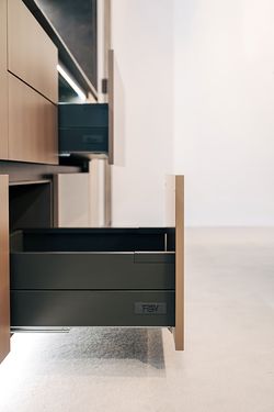 Formenti e Giovenzana presenta il cassetto CERVINO