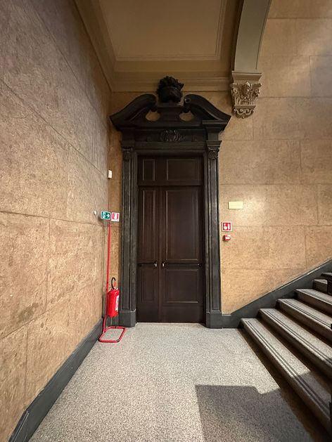 PALAZZO GIURECONSULTI - MILANO