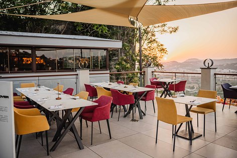 RISTORANTE RISERVA ROOFTOP - NAPOLI